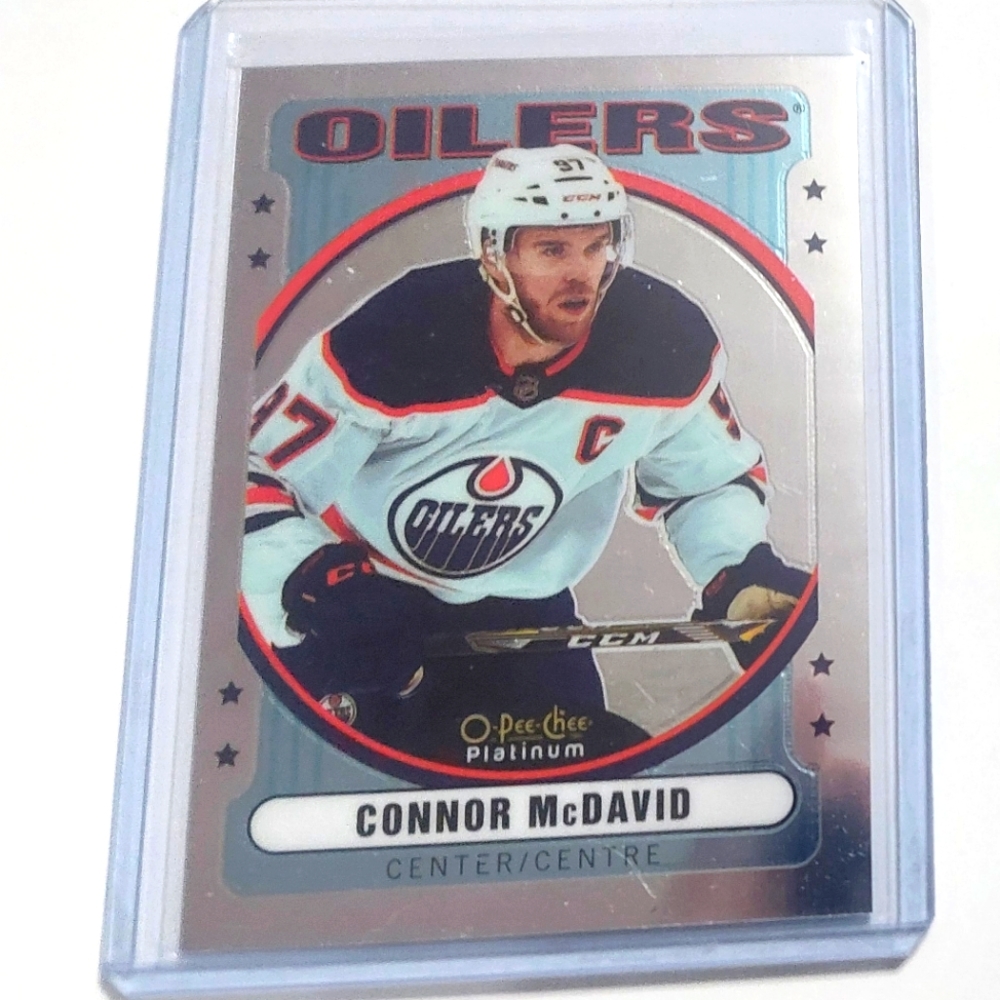Connor McDavid 2021-22 OPC Platinum Retro R-1 Edmonton Oilers